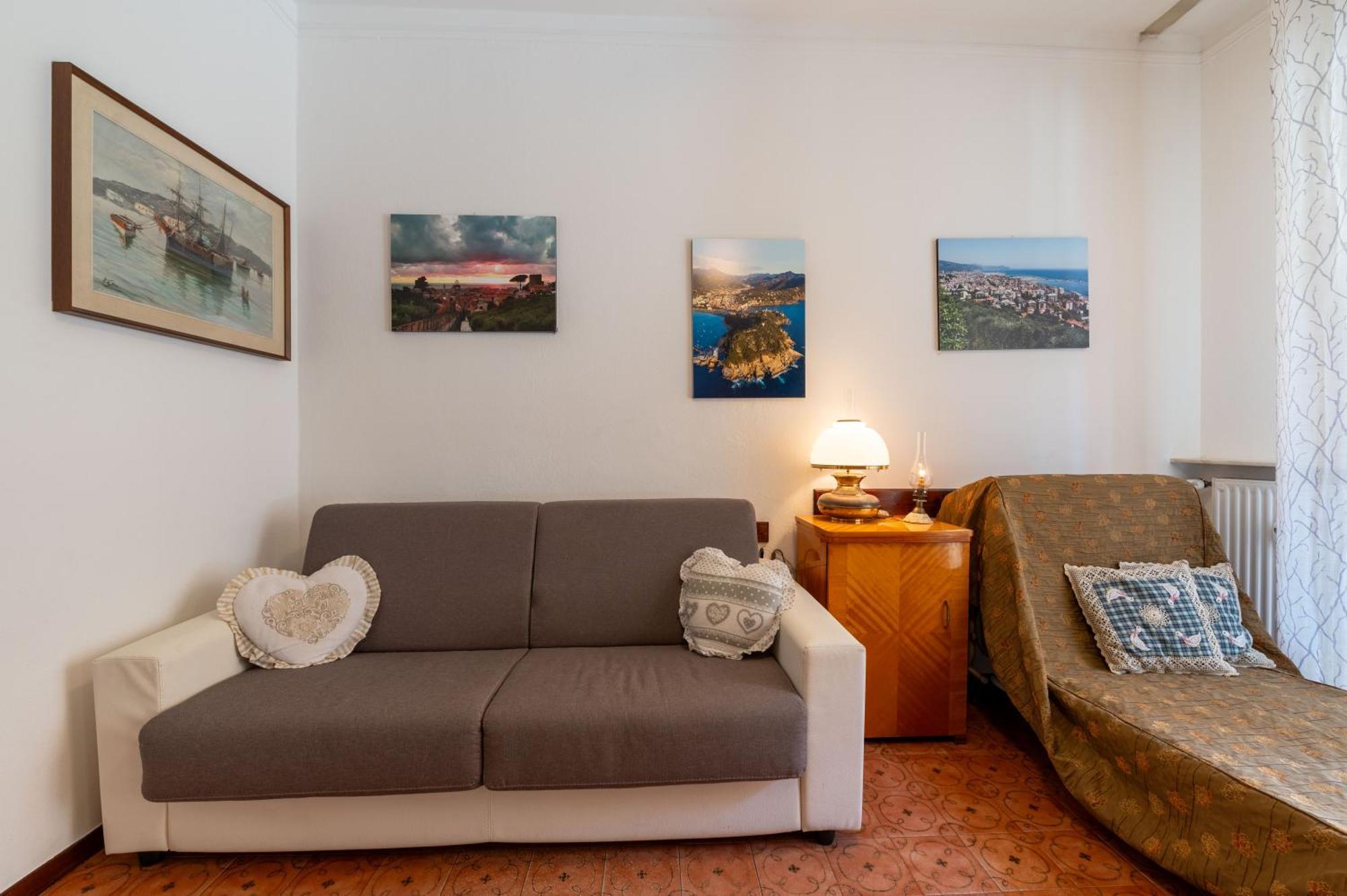 Maison D' Ofelia Chiavari Bagian luar foto